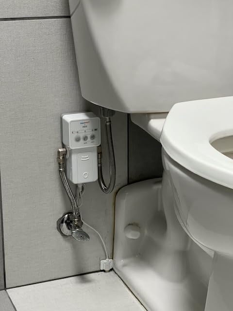 aquaHALT Smart Home Water Toilet Leak Detector Alarm and Automatic Shut Off Valve - Water Sensor Alarm Shut Off Tool - Easy Installation - Battery Operated - Protect Your Home from Water Damage