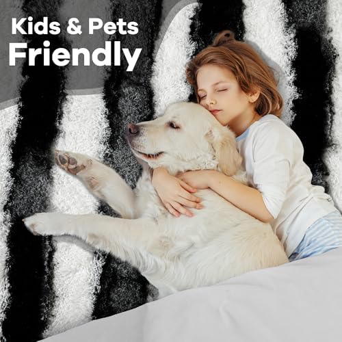 5x7 Black and White Fluffy Soft Area Rug Non-Slip for Living Room Bedroom - Image 6