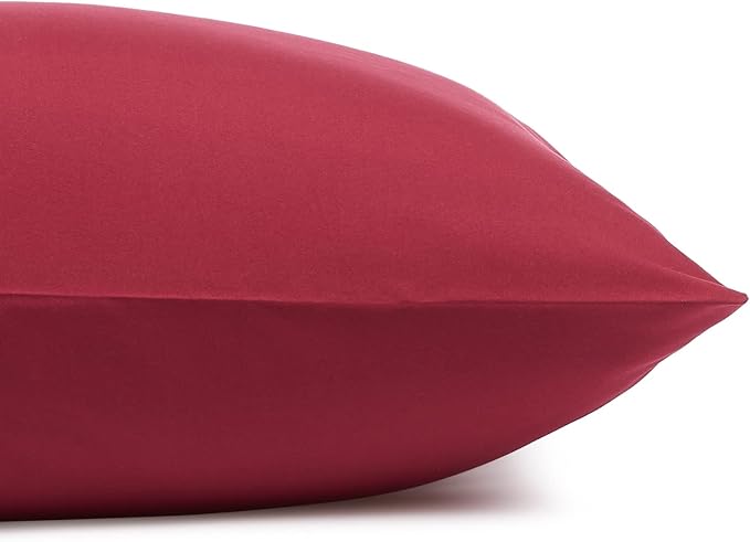 Amazon Basics Lightweight Super Soft Easy Care Microfiber 4 Piece Bed Sheet Set with 14-Inch Deep Pockets, Comfortable Queen, Burgundy, Solid