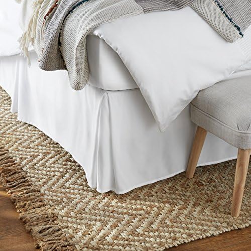 Amazon Basics Lightweight Pleated Dust Ruffle Bed Skirt, Full, Bright White, Wrinkle and Fade Resistant, Machine Washable, Polyester by AmazonBasics
