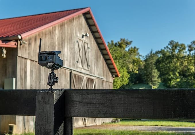 Vosker V150 Solar-Powered LTE Cellular Home Security Outdoor Camera | Motion Activated Sensor Nightvision Wireless Camera | Receive Photos on Your Mobile App (V150-US-MSD32GB)