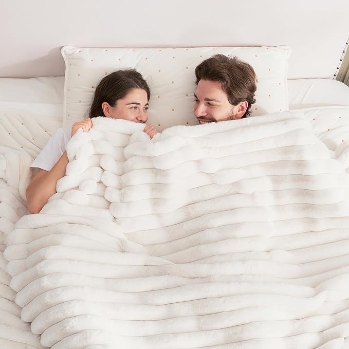 Cozy Bliss Faux Fur Throw Blanket for Couch, Cozy Warm Plush Striped Blanket for Sofa Bedroom Living Room, 108 * 90 Inches Cream White