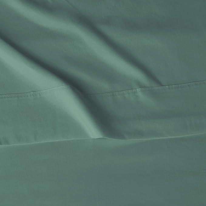 Amazon Basics Lightweight Super Soft, Breathable Easy Care Microfiber 4-Piece Bed Sheet Set with 14-Inch Deep Pockets, Queen, Emerald Green, Solid