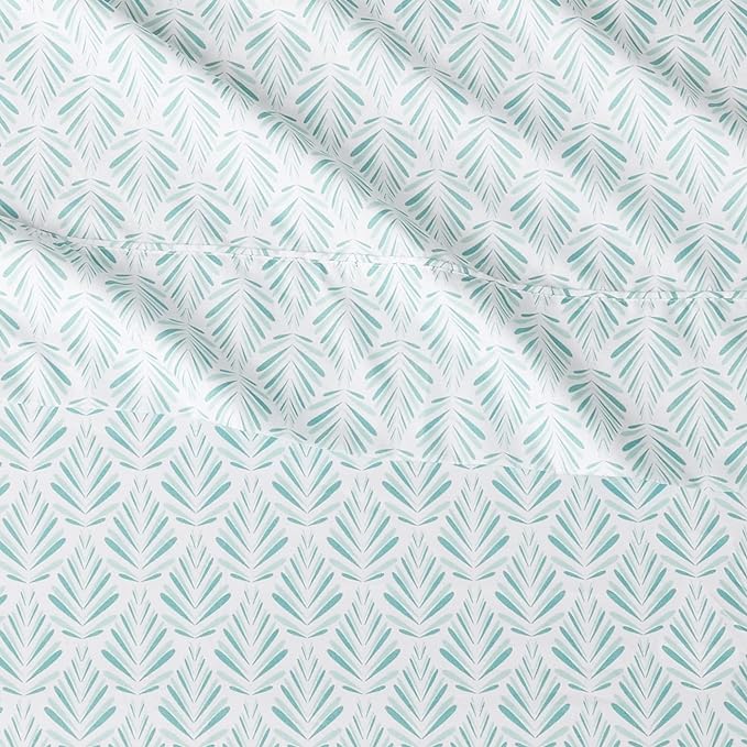 Amazon Basics Lightweight Super Soft Easy Care Comfortable Microfiber 4-Piece Bed Sheet Set with 14-Inch Deep Pockets, Queen, Aqua Fern, Printed