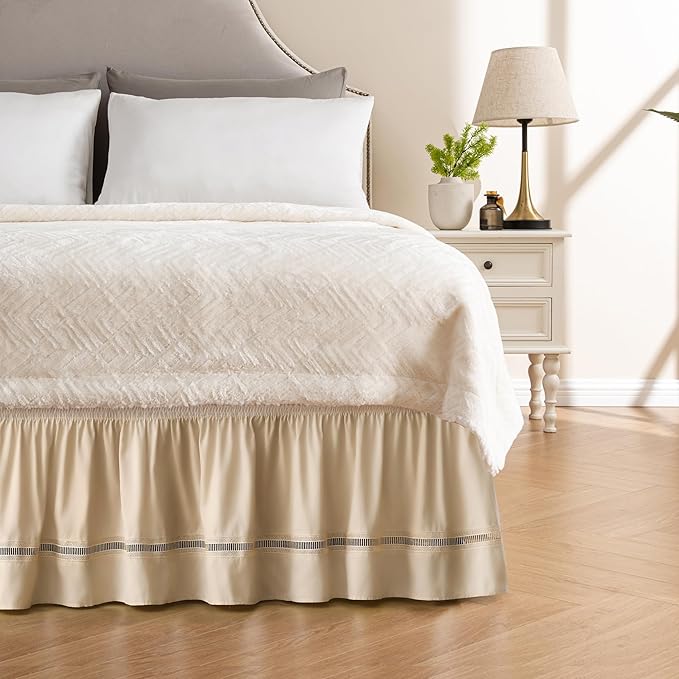 MIYE Wrap Around Ruffled Lace Bed Skirt, Elastic Dust Ruffle with Adjustable Belts, Easy to Put On, Bed Frame Cover, Machine Washable (Ruffled Lace/Beige, Full/Twin-18 Drop)