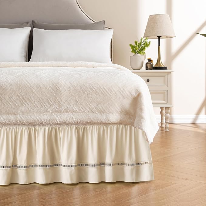 MIYE Wrap Around Ruffled Lace Bed Skirt, Elastic Dust Ruffle with Adjustable Belts, Easy to Put On, Bed Frame Cover, Machine Washable (Ruffled Lace/Light Beige, King/Queen-18 Drop)