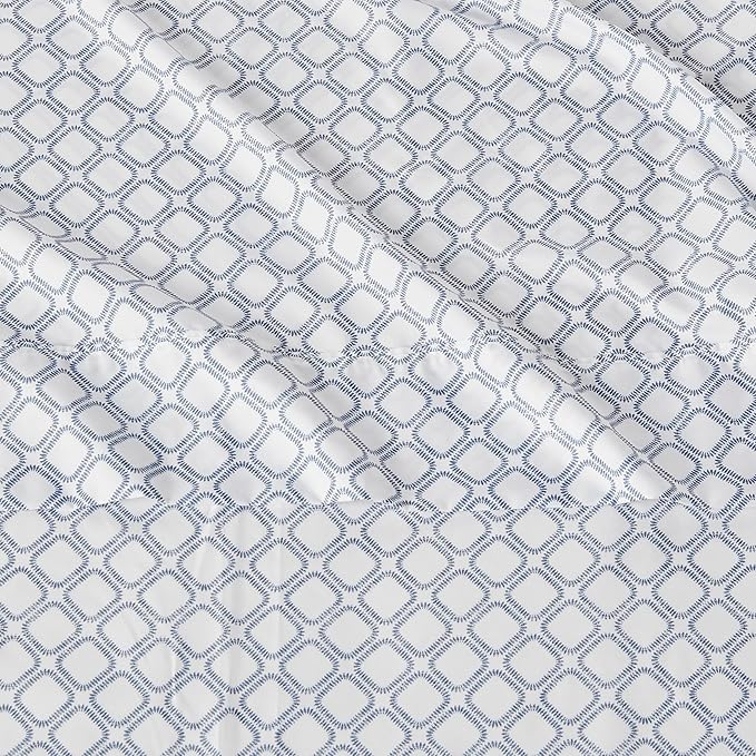 Amazon Basics Lightweight Microfiber 4-Piece Bed Sheet Set, Aqua, Printed, Full