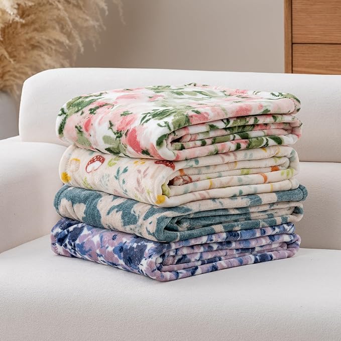 Luxury Printed Fleece Warm Blanket, Soft Lightweight Velvety Plush Throw for Couch and Bed, Cozy Comfy for All Seasons(White Purple Flowers, 70×90 Inches)
