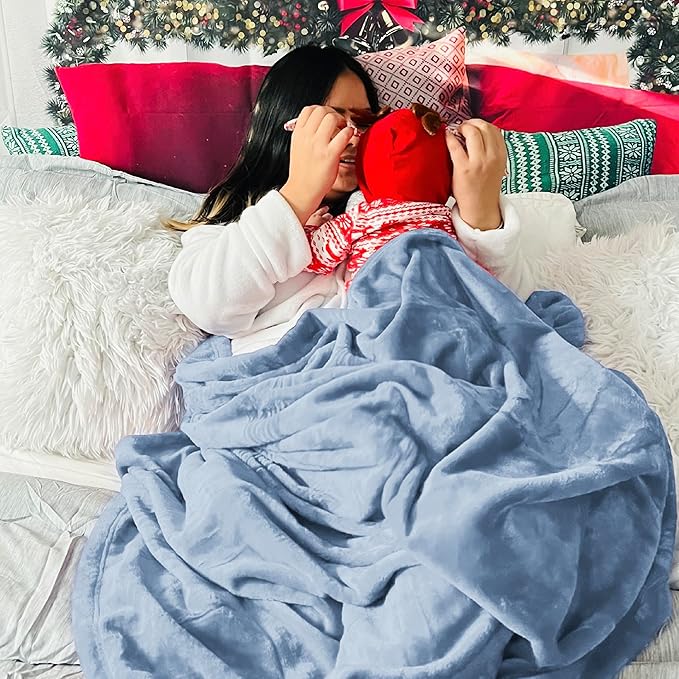 Bedsure GentleSoft Twin XL Fleece Blanket Dorm Bedding - Lightweight Soft Cozy Blankets for Bed, Sofa, Couch, Travel, Camping, Light Blue, 66"x90"